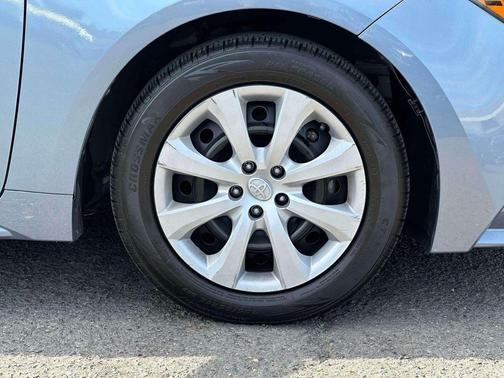 CELESTITE 2024 Toyota Corolla LE