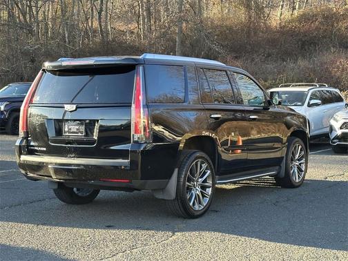 2020 Cadillac Escalade Luxury