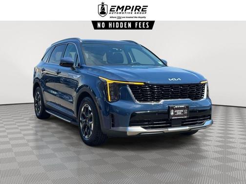 Midnight Black 2025 Kia Sorento S