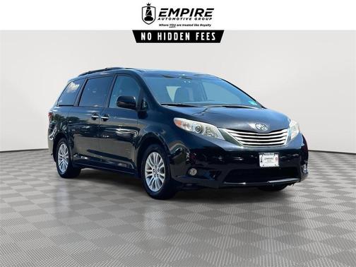 2017 Toyota Sienna XLE Premium