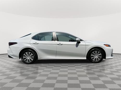 2023 Toyota Camry Hybrid LE