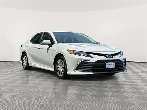 2023 Toyota Camry Hybrid LE