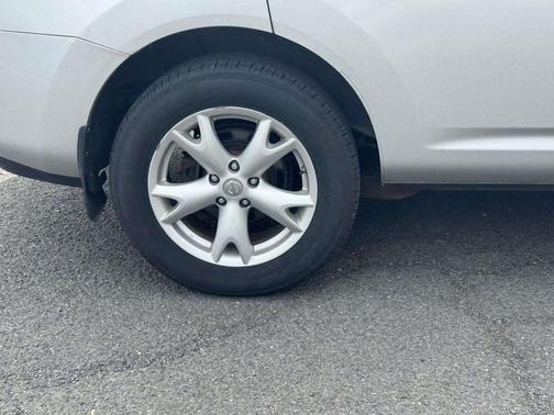 Silver Ice 2009 Nissan Rogue SL