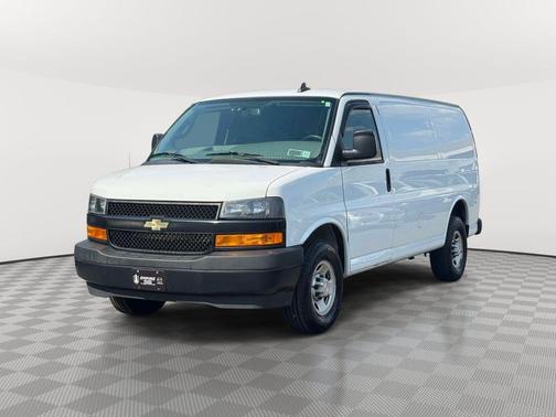 Summit White 2021 Chevrolet Express 2500 Work Van