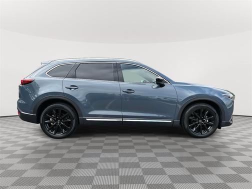 2022 Mazda CX-9 Carbon Edition