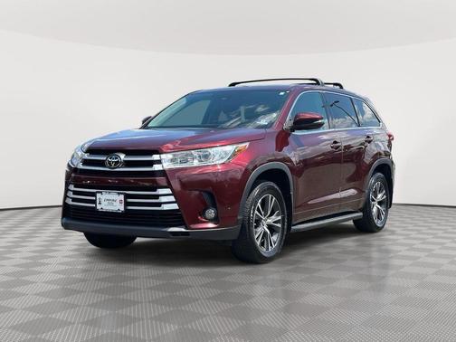 2017 Toyota Highlander LE Plus