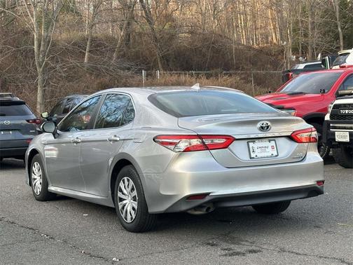 2020 Toyota Camry Hybrid LE