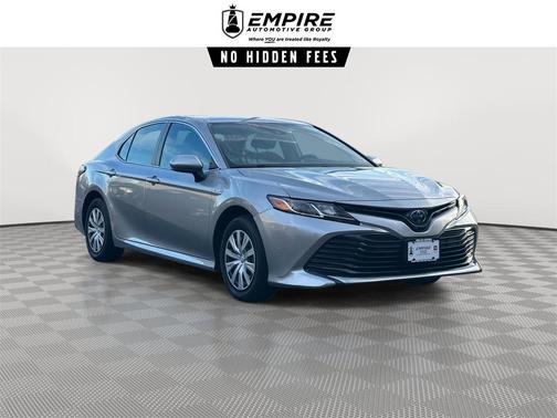 2020 Toyota Camry Hybrid LE
