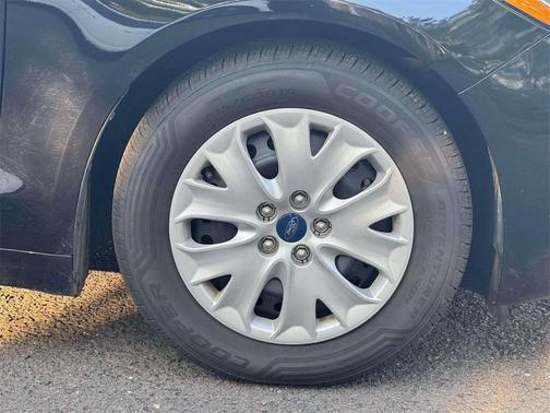 2019 Ford Fusion S