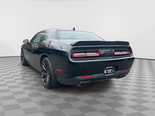 Pitch Black Clearcoat 2019 Dodge Challenger R/T Scat Pack