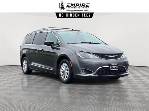 2018 Chrysler Pacifica Touring-L