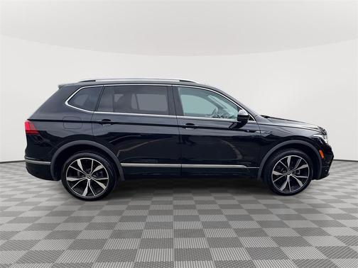 2023 Volkswagen Tiguan 2.0T SEL R-Line