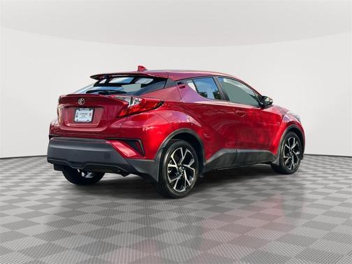 2021 Toyota C-HR XLE