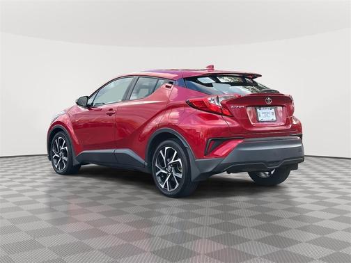 2021 Toyota C-HR XLE
