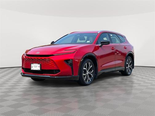 2025 Toyota Crown Signia XLE