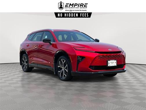 2025 Toyota Crown Signia XLE