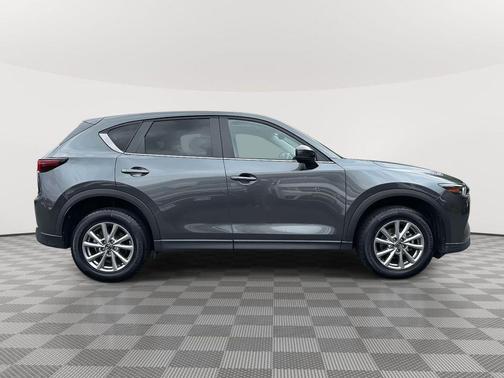 2022 Mazda CX-5 2.5 S Preferred Package