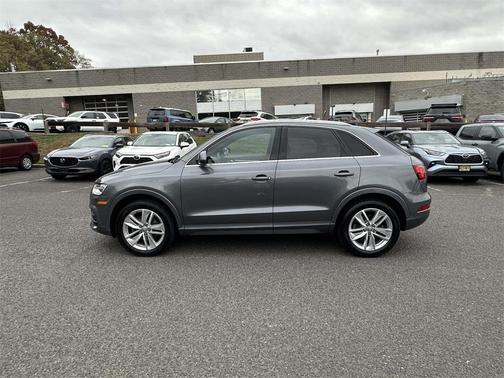 2017 Audi Q3 2.0T Premium