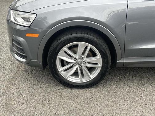 2017 Audi Q3 2.0T Premium