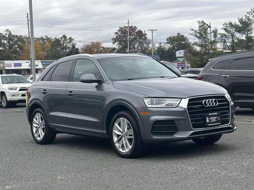 2017 Audi Q3 2.0T Premium