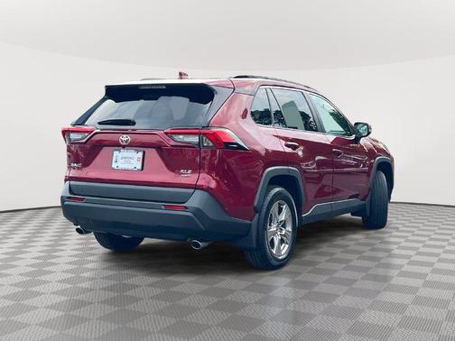 Ruby Flare Pearl 2022 Toyota RAV4 XLE