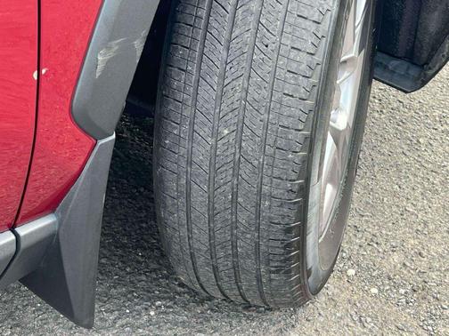 Ruby Flare Pearl 2022 Toyota RAV4 XLE