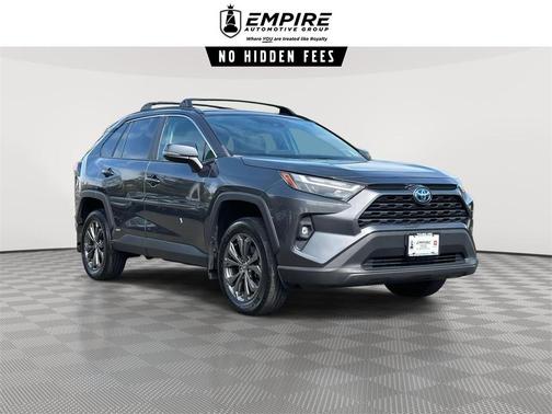 2022 Toyota RAV4 Hybrid XLE Premium