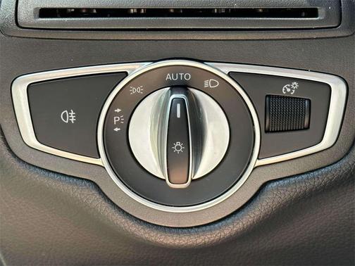 2019 Mercedes-Benz GLC 300 Base 4MATIC