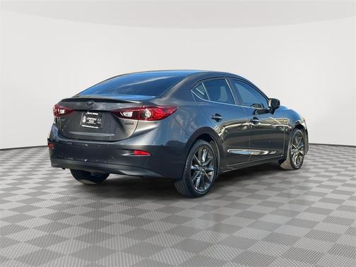 2018 Mazda Mazda3 Touring