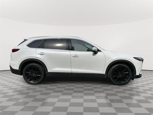 2022 Mazda CX-9 Touring Plus