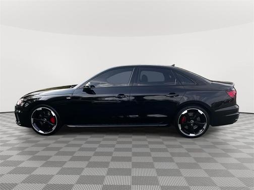 2023 Audi A4 45 S line quattro Premium