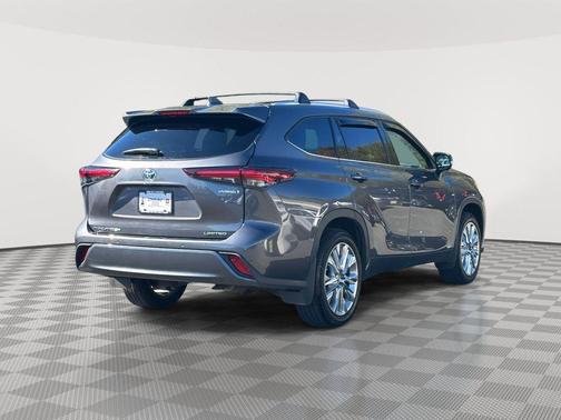 2024 Toyota Highlander Hybrid Limited