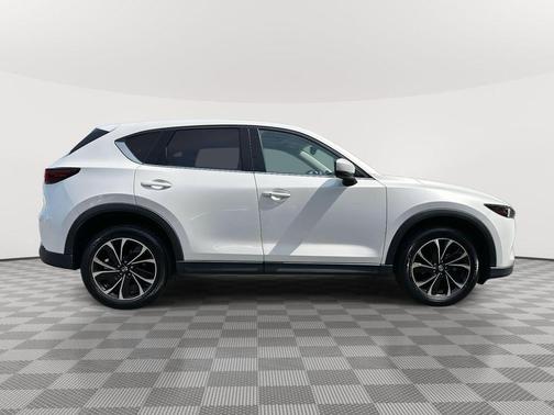 2023 Mazda CX-5 Premium Plus