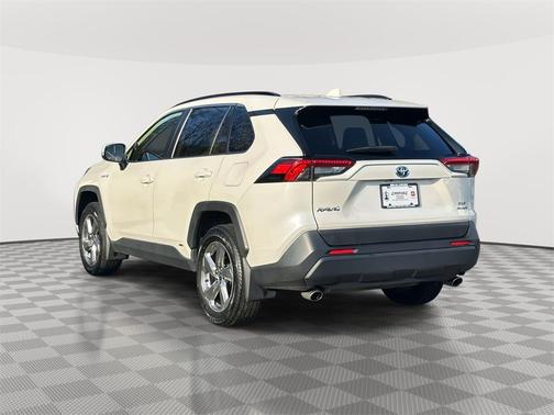 2021 Toyota RAV4 Hybrid XLE Premium