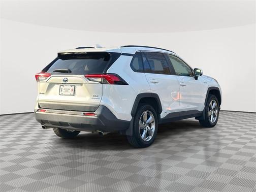 2021 Toyota RAV4 Hybrid XLE Premium