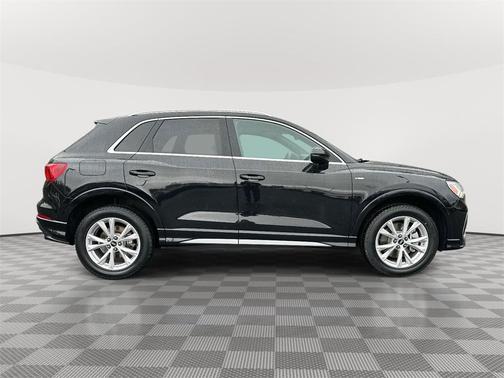 2021 Audi Q3 45 S line Premium Plus