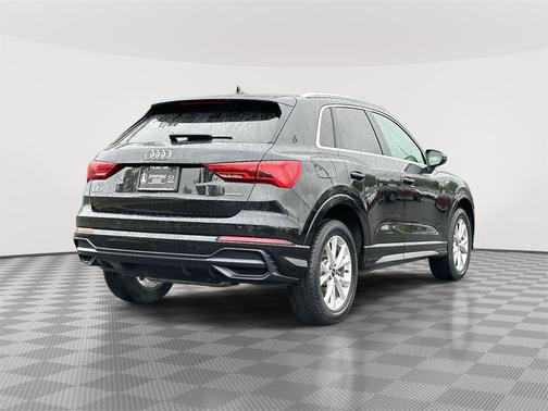 2021 Audi Q3 45 S line Premium Plus