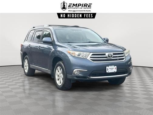 2013 Toyota Highlander SE