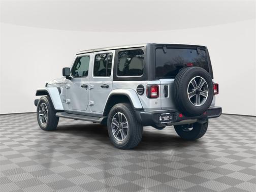 2023 Jeep Wrangler Sahara