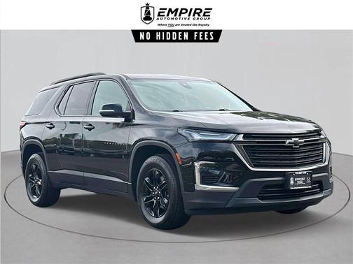 2022 Chevrolet Traverse LT Cloth