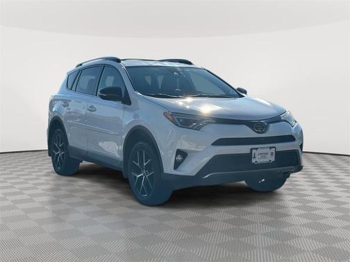 2018 Toyota RAV4 SE