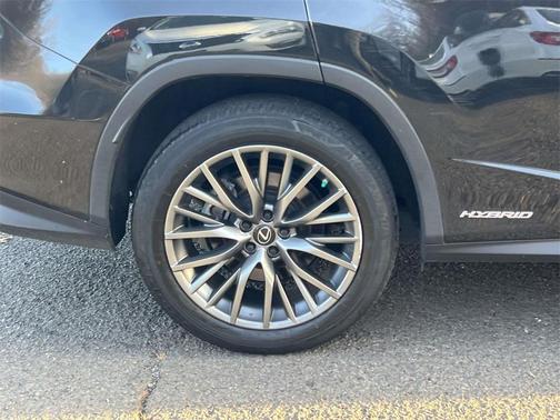 2022 Lexus RX 450h F SPORT Handling