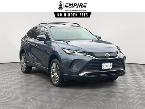 2023 Toyota Venza XLE