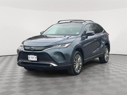 2023 Toyota Venza XLE