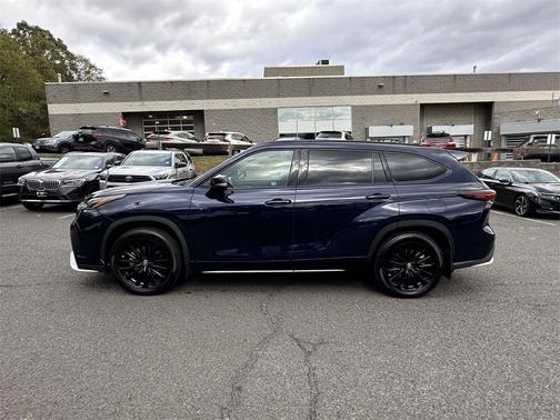 2024 Toyota Highlander XSE
