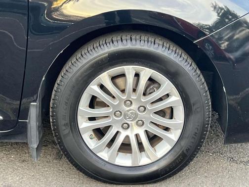 2016 Toyota Sienna XLE