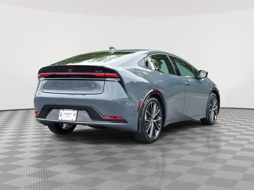 2024 Toyota Prius XLE