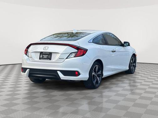 2017 Honda Civic Touring