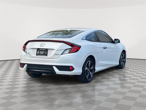 2017 Honda Civic Touring