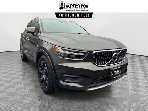 Pine Gray Metallic 2019 Volvo XC40 T5 Inscription